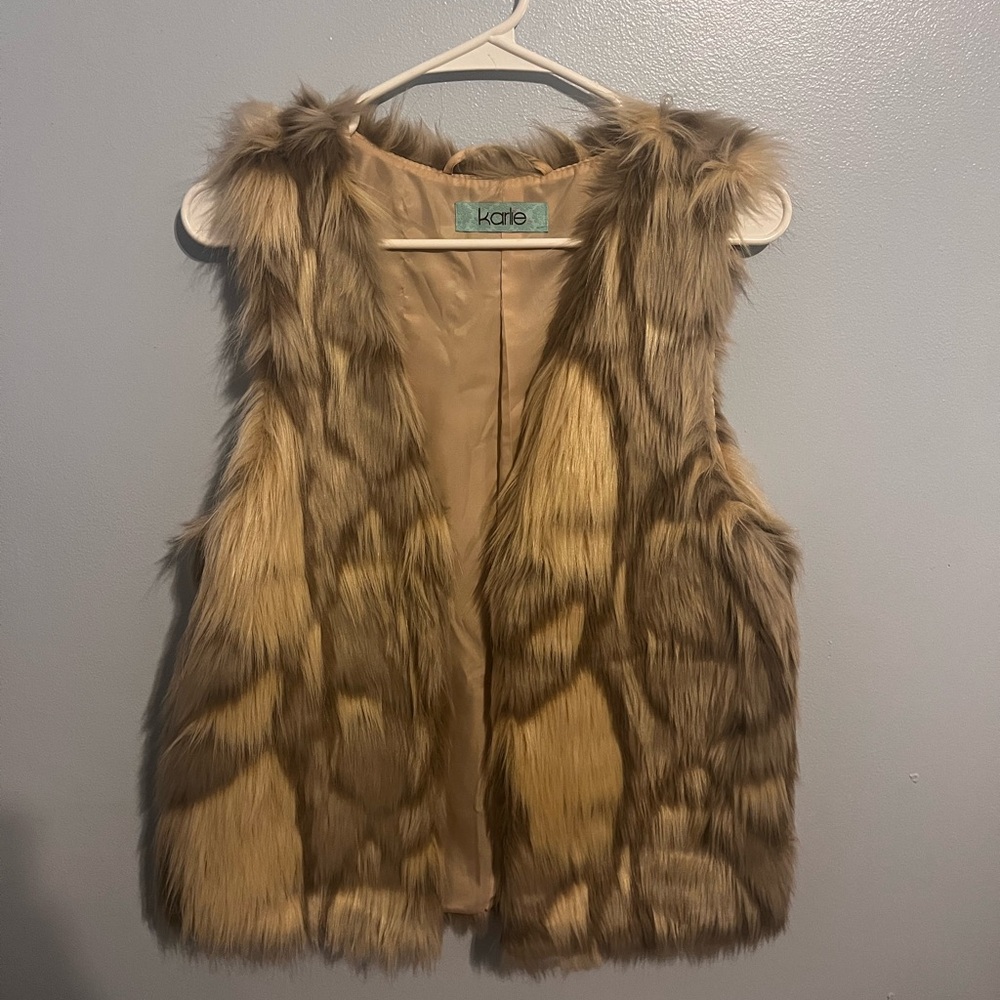 Karlie Faux Fur Vest in Brown